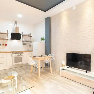 https://vialia-suites-2-cinema.hotelsinnerja.org